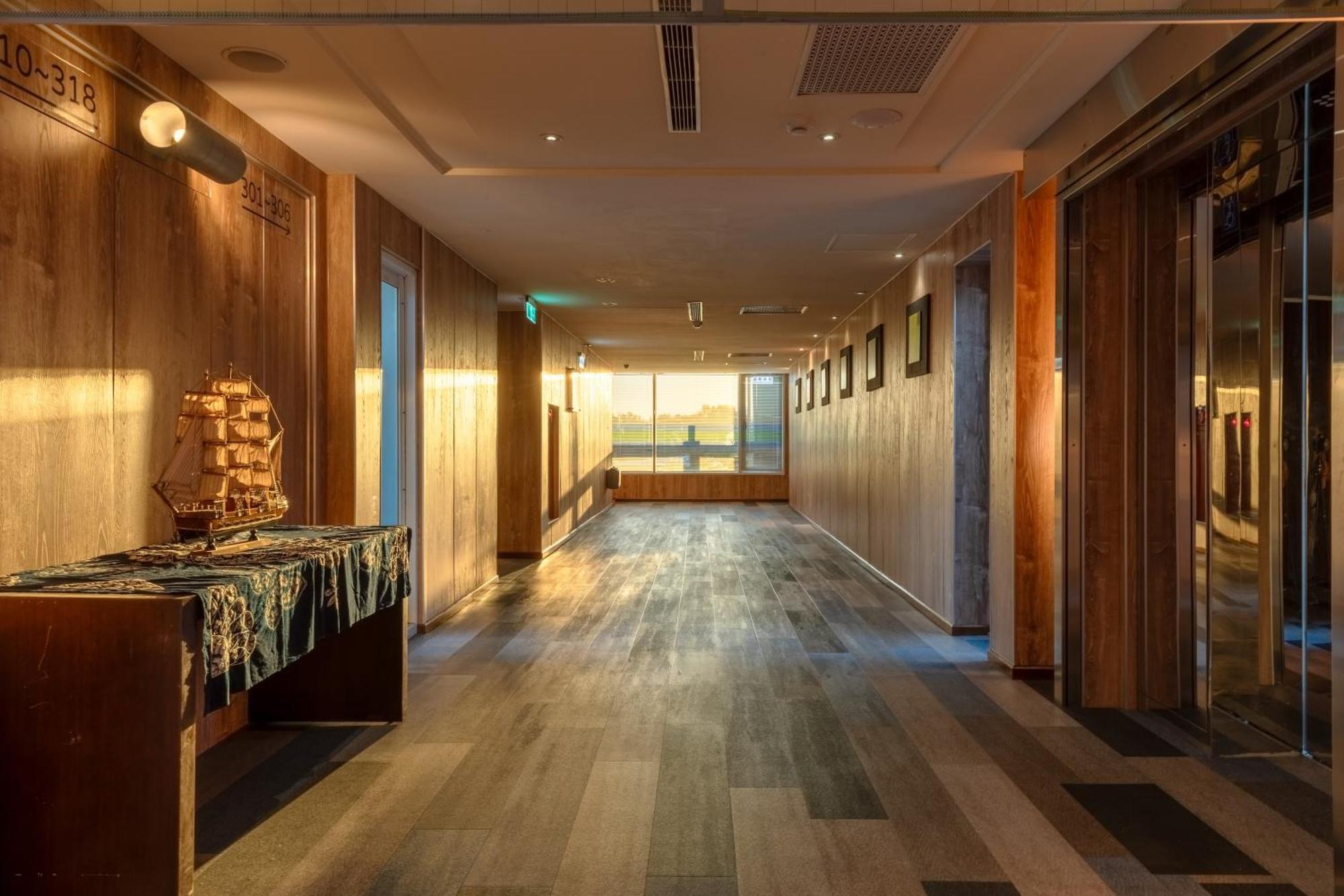 水漾月明度假文旅 Hotell Touwu Exteriör bild