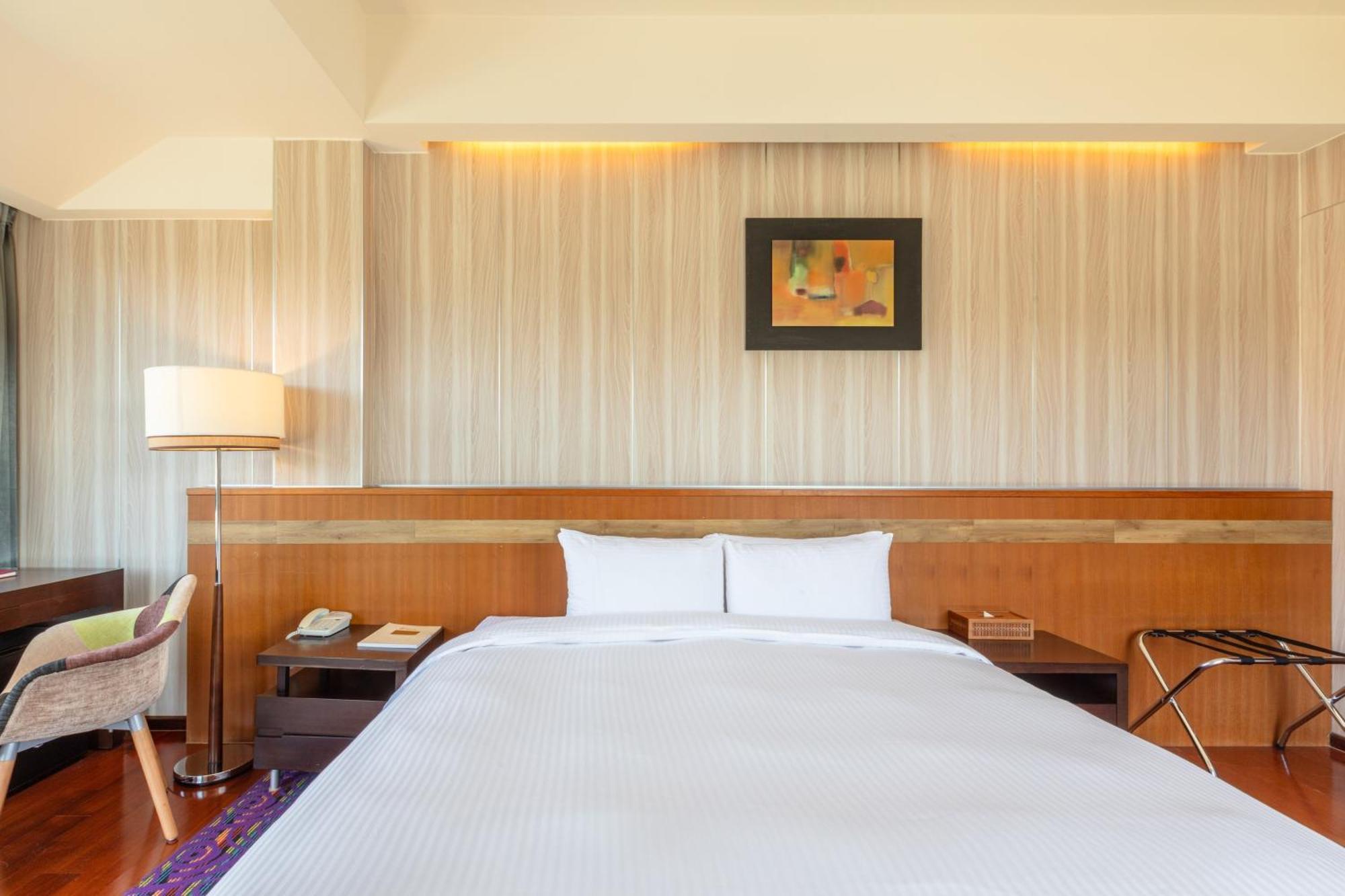 水漾月明度假文旅 Hotell Touwu Exteriör bild